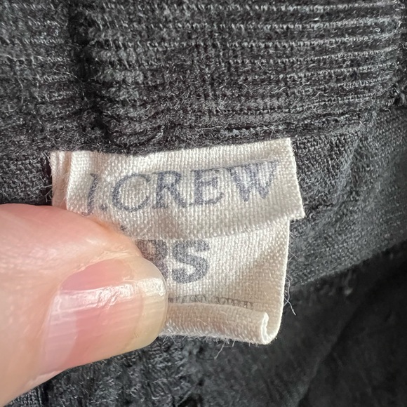 J.Crew “favorite fit” black corduroys // 5-pocket style pants Size 8S - Picture 6 of 6
